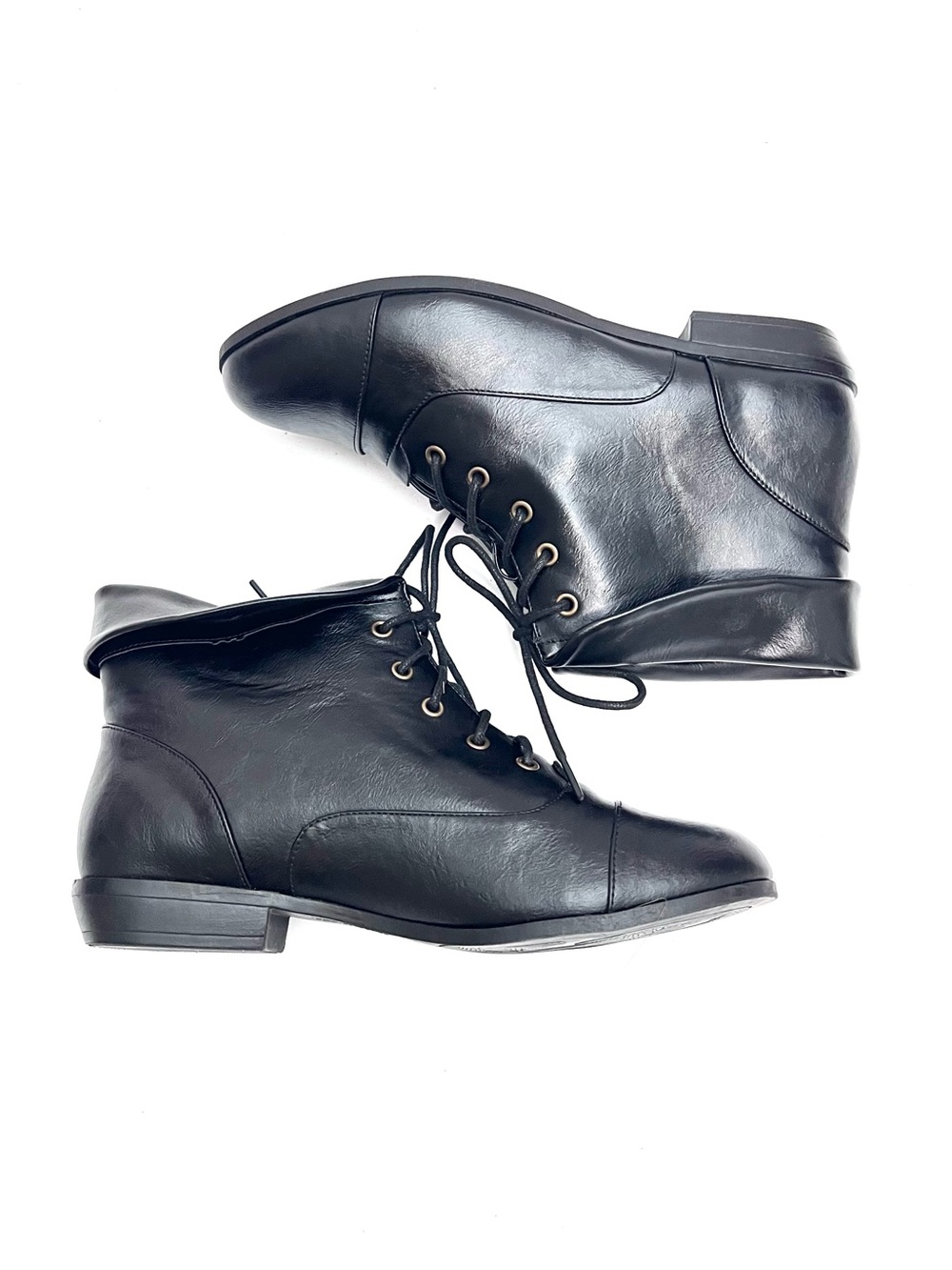 Vintage 1990s black vegan leather lace up fold over granny ankle boots
